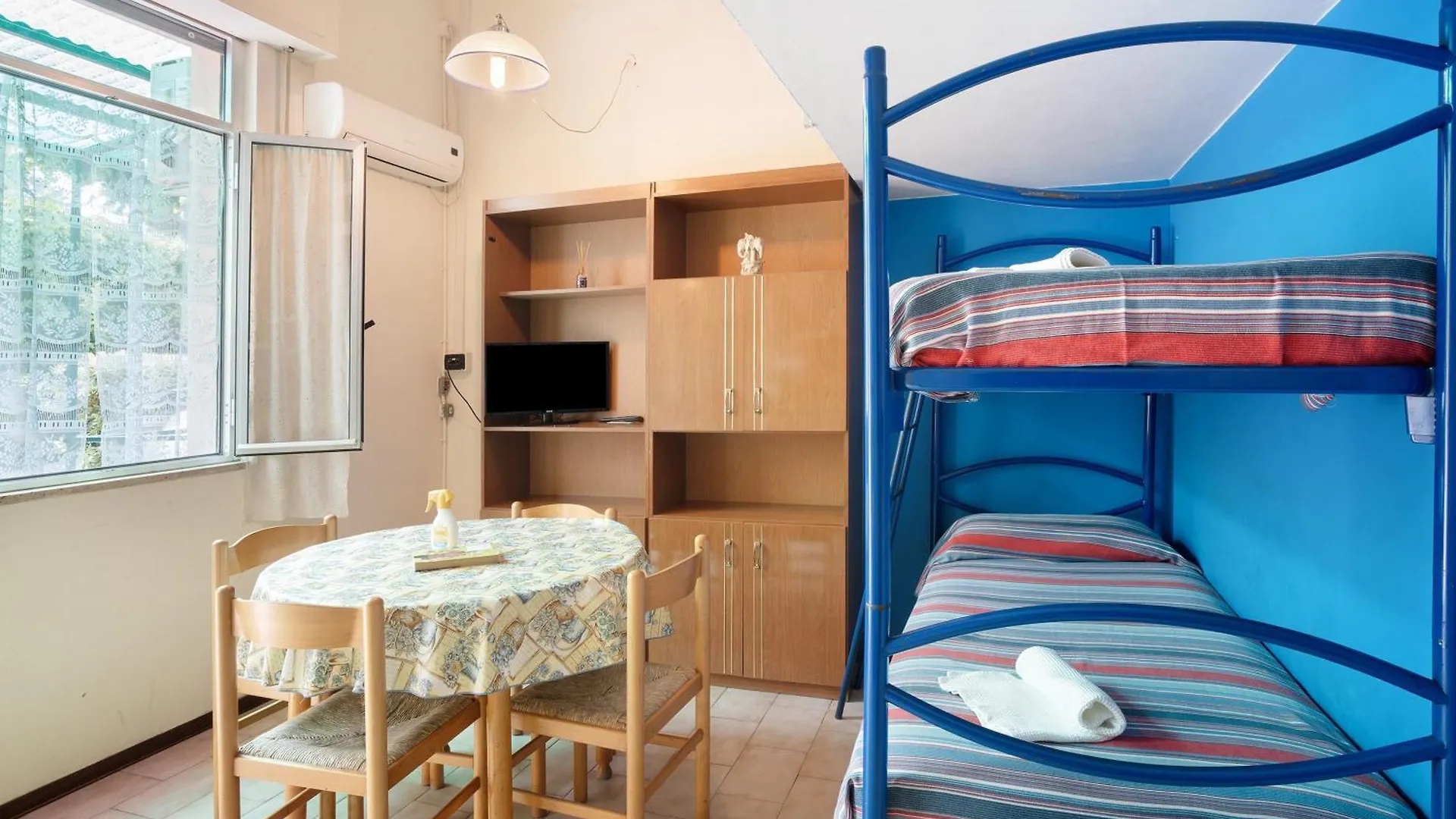 Monolocale Con Soppalco 43 Apartment Albenga 0*,  Italy